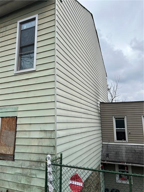 3116 Frederick St, Marshall Shadeland, PA 15212 - photo 2
