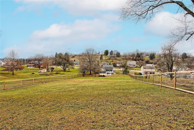 view of yard featuring a rural view