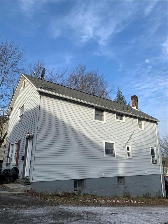 208 Spang Ave, City Of But Se, PA 16001 - photo 8