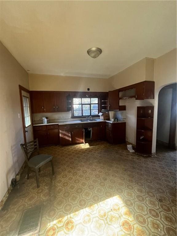 406 Bartram Ave, New Castle, PA 16101 - photo 10