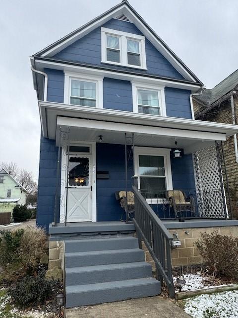 view of front of house with a porch