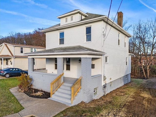 view of front of home with covered porch