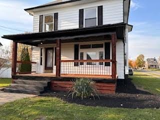 view of front of house with a porch