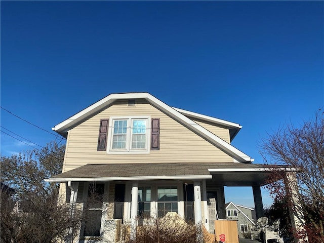 view of front of home