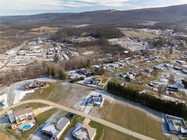 bird's eye view with a mountain view