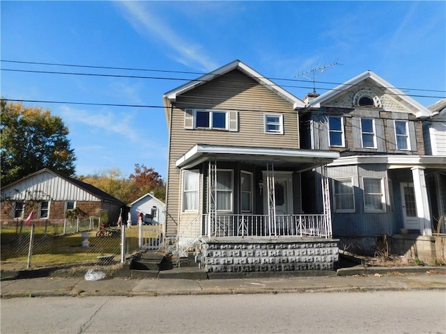 view of front facade with covered porch