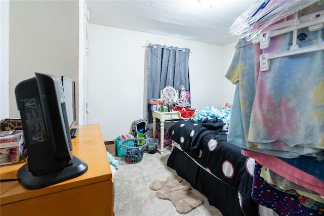 bedroom with carpet flooring