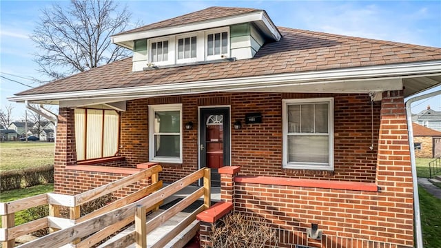 view of front of house with covered porch