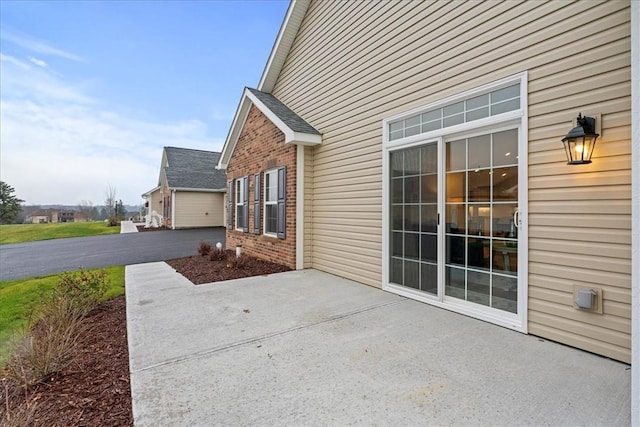 1111 Forest Oaks Dr, Center Twp, PA 16001 - view of patio / terrace