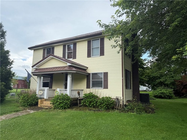 230 Gastown Rd, Plumcreek Twp, PA 15774 - view of front of home featuring a porch and a front yard
