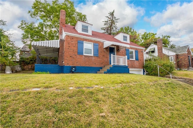 view of front facade featuring a front yard