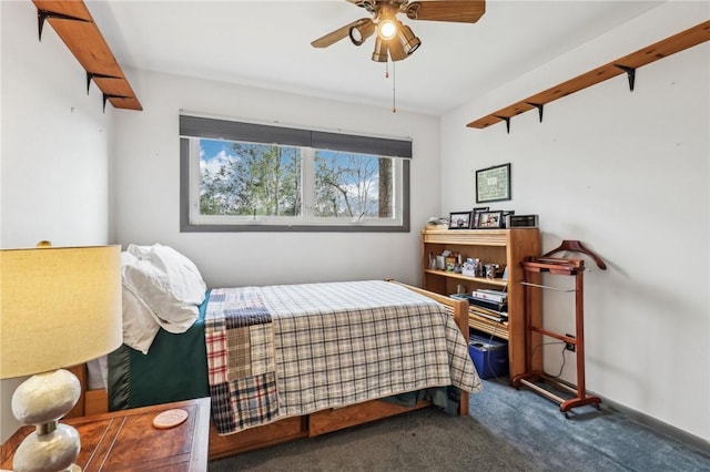 bedroom with carpet flooring and ceiling fan