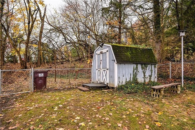 view of outbuilding