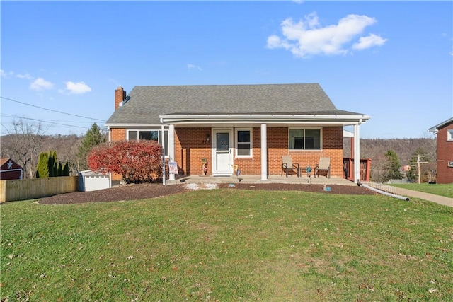 view of front of house featuring a front yard