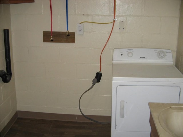 laundry area featuring washer / dryer and sink