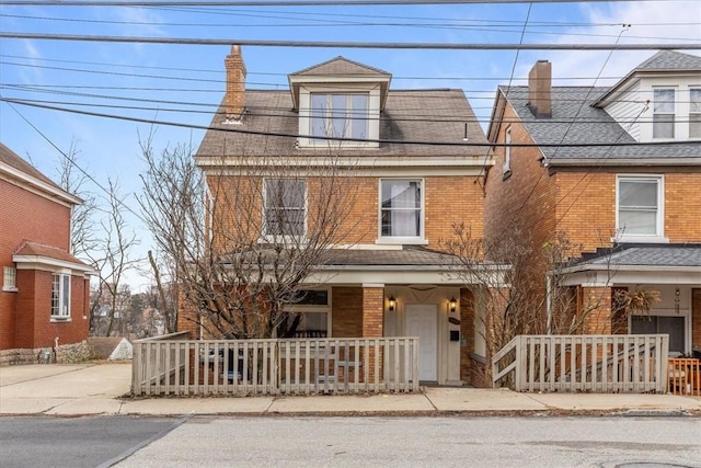 front of property featuring a porch