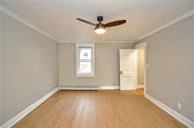 unfurnished room with light wood-type flooring, baseboard heating, crown molding, and ceiling fan