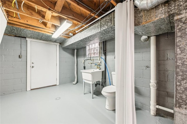 basement with sink