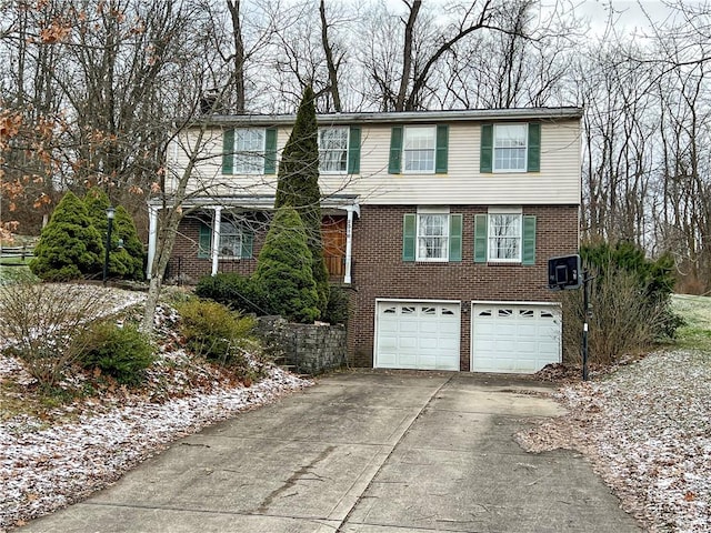 view of front of house featuring a garage