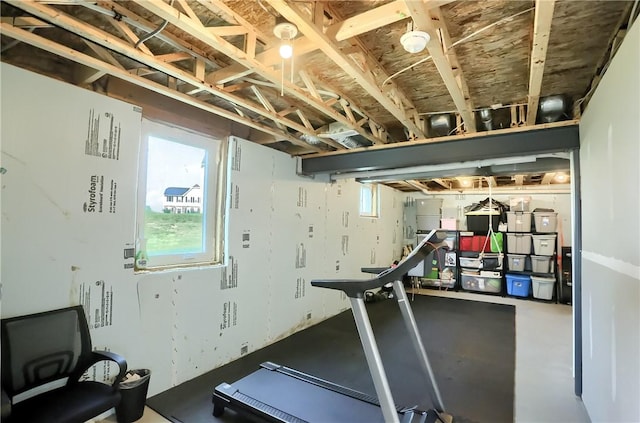 workout room with a healthy amount of sunlight