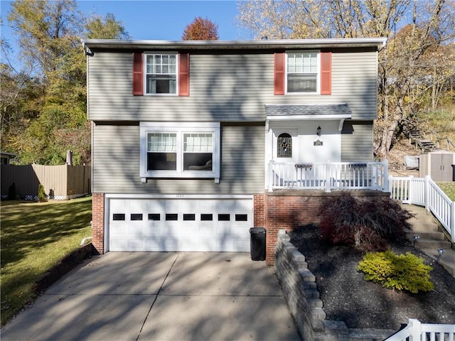 view of front facade featuring a garage