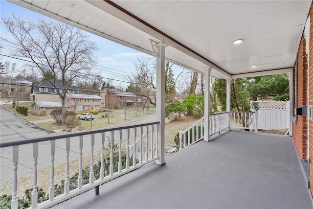 balcony featuring covered porch