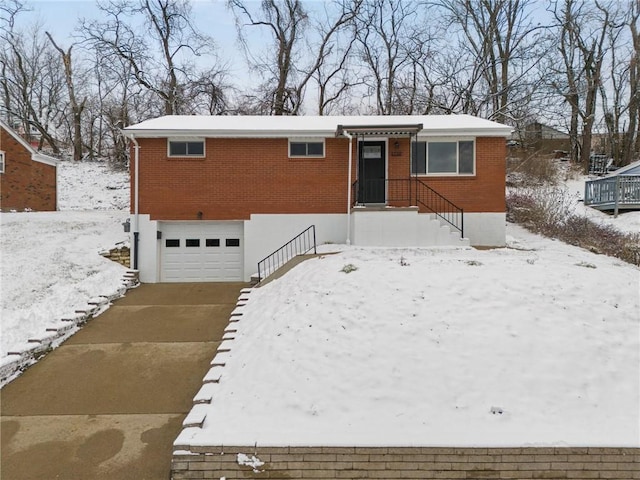 view of front of home featuring a garage