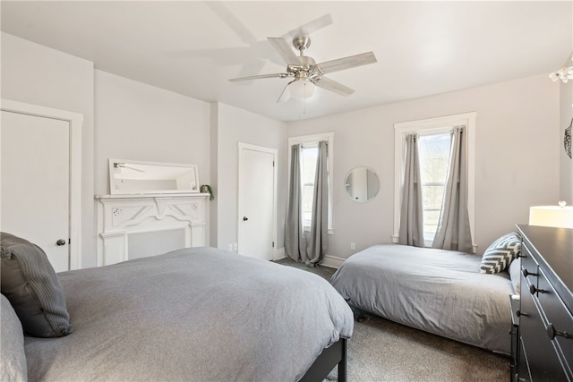 bedroom with ceiling fan