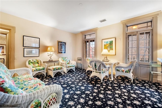 sitting room with carpet