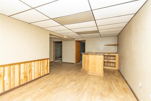 119 Deer Rd, Loyalhanna, PA 15681 - kitchen featuring light wood-style floors, a drop ceiling, and light brown cabinets