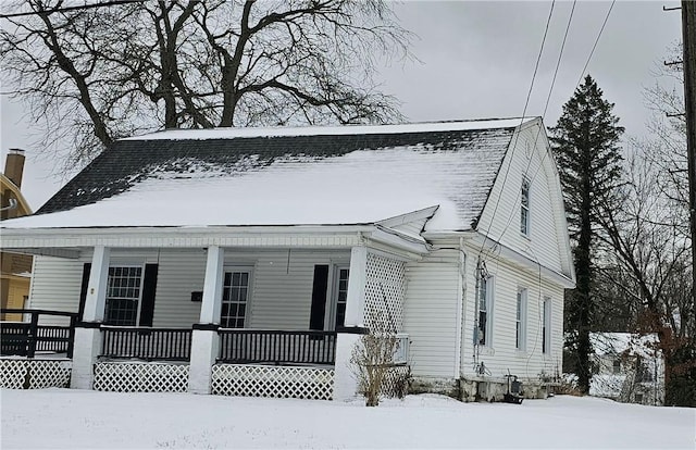 view of front of house