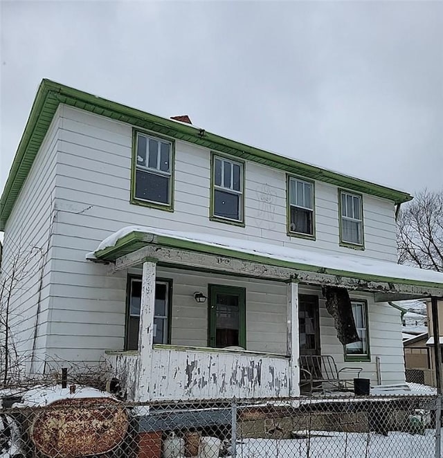 view of front of house featuring a porch