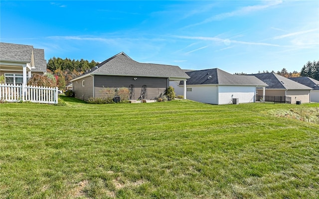 exterior space featuring a lawn