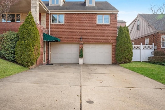 view of front of house with a garage