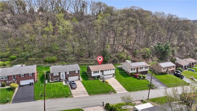 drone / aerial view with a residential view