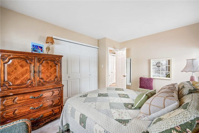 bedroom featuring a closet