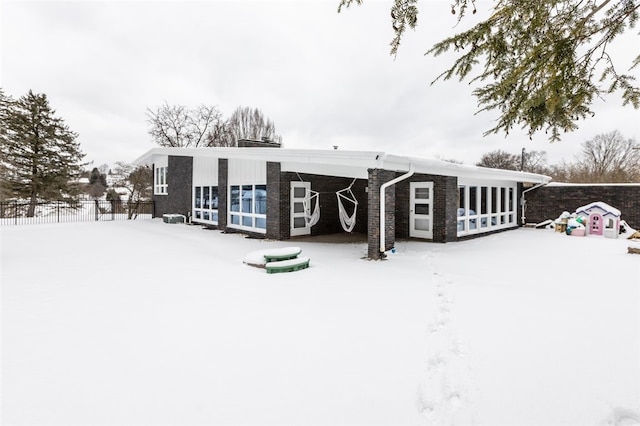 view of front of home