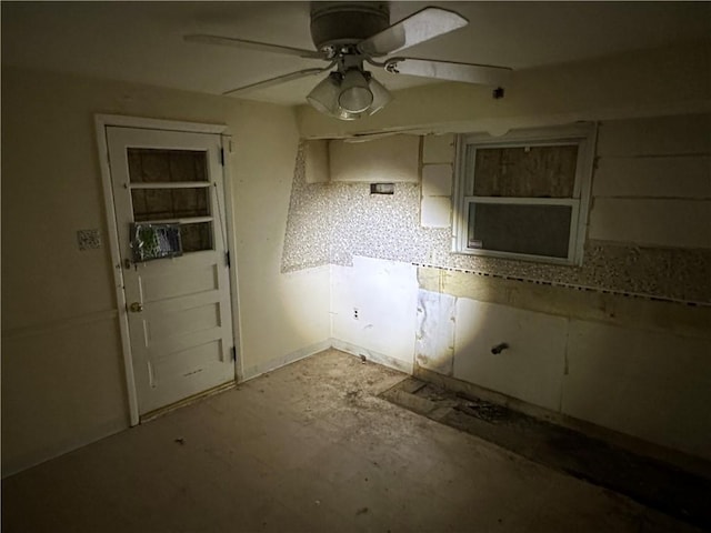 kitchen featuring ceiling fan