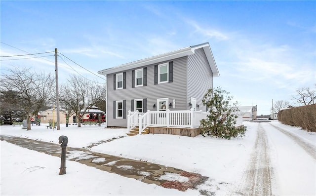 view of front of house featuring a wooden deck