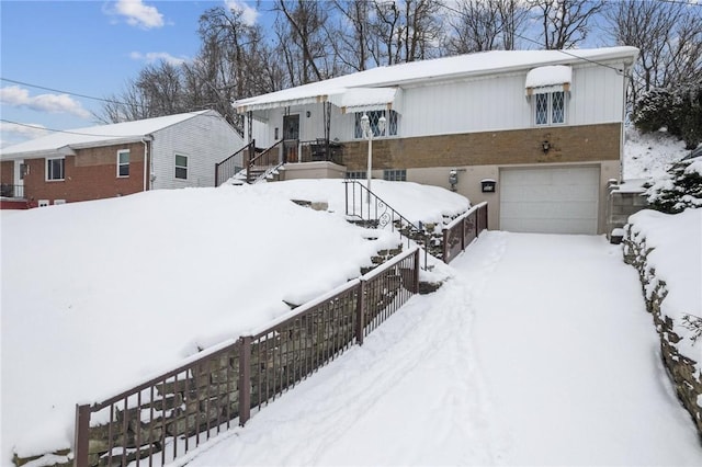 view of front of home featuring a garage