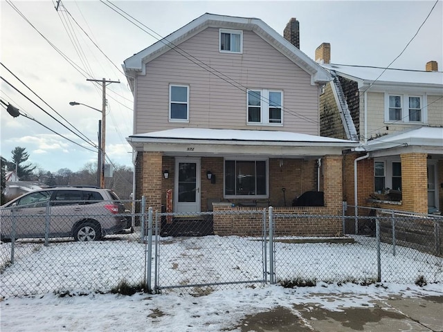 front facade featuring a porch