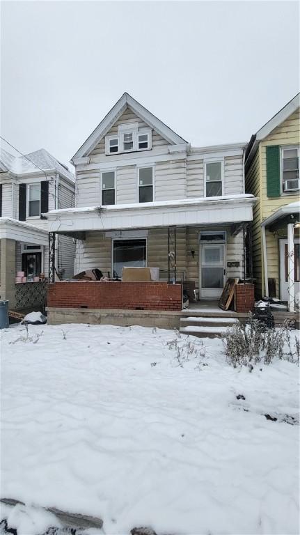 view of front of house featuring covered porch