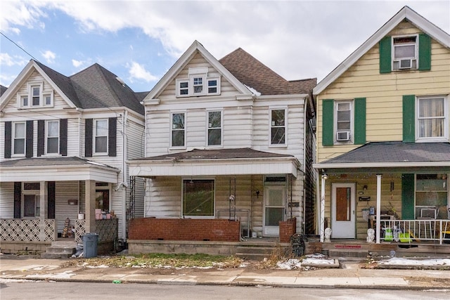 view of front of house with covered porch