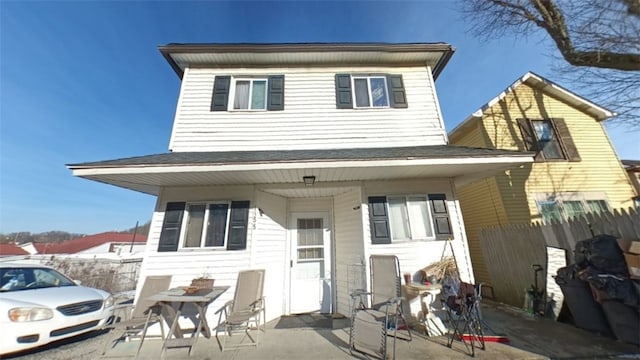 view of front of home featuring a patio