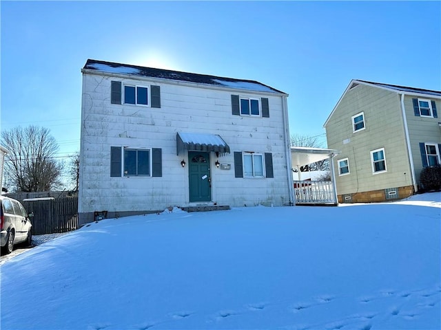 view of front property