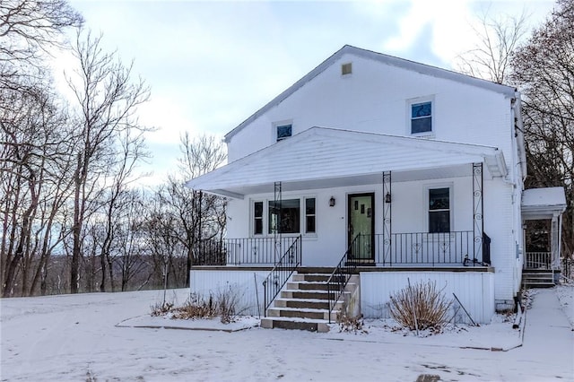 view of front of house featuring covered porch