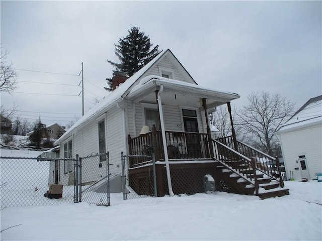 view of front of property with a porch