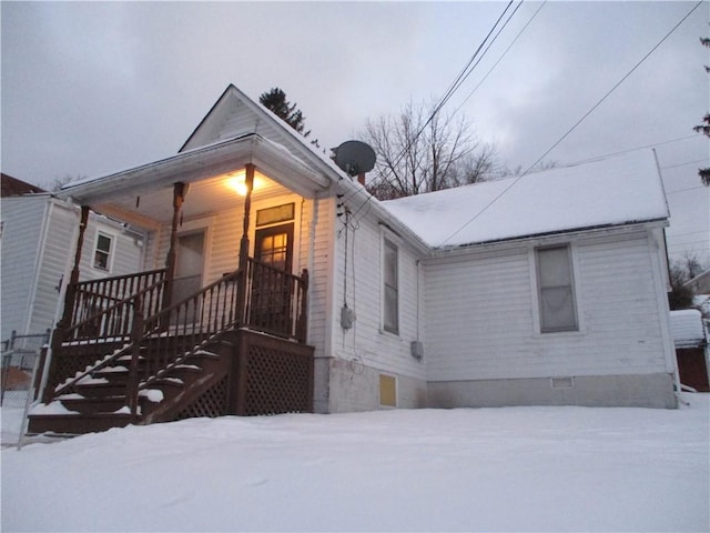 view of front of property