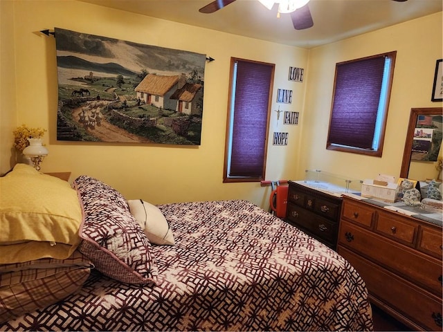 bedroom featuring ceiling fan