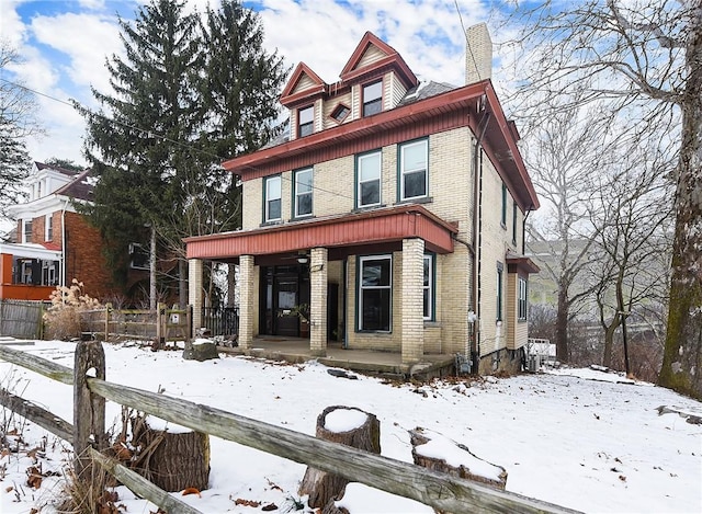 view of front of house with covered porch